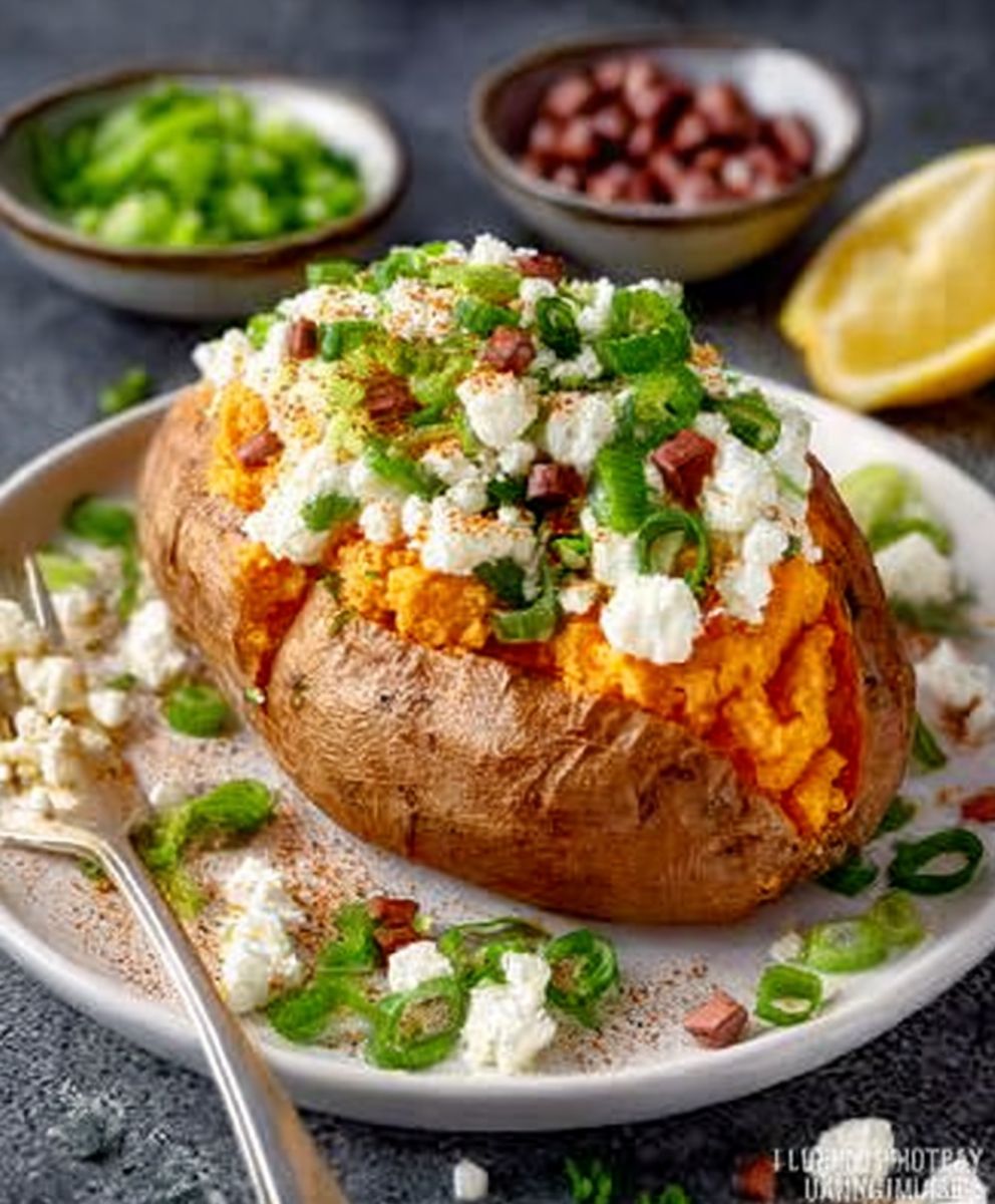 Gefüllte Süßkartoffeln nach mediterraner Art | Einfaches Rezept image 2